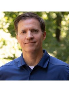 Chris Nabors - RE/MAX Center