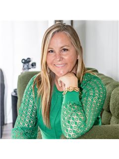 Alix Nadi - RE/MAX Around Atlanta Realty