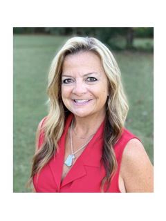 Kelly Best - RE/MAX Center