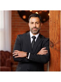 JASON SHARAAY - RE/MAX Team 2000