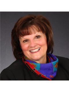 Nancy Tochman - RE/MAX Classic