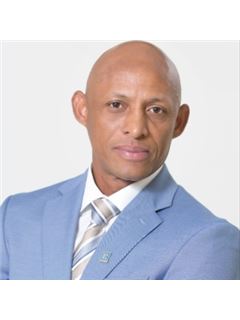 Carlos Manuel Polanco-Paulino - RE/MAX Leading Edge