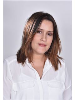 Assistant-e - Ines Laabidi - RE/MAX Smile