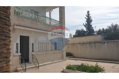 Vente-Villa-El Omrane  - Tunis  - Tunisie-1048015021-141