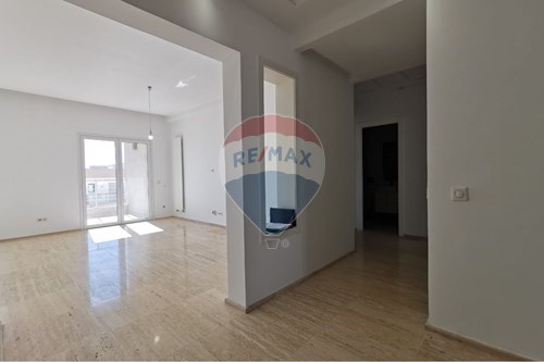 Residential - Condo/Apartment - Lac 2 Cité Les Pins Tunis Tunisia - TN