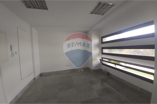 Commercial - Office - El-Menzah-6 Ariana Tunisia - TN