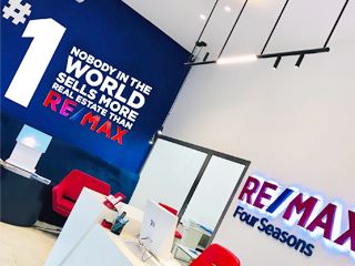 Office of RE/MAX Four Seasons - Sidi Daoud
