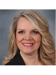 Molly Bond - RE/MAX Advantage