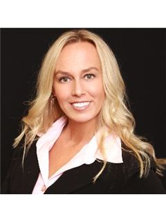 Bobbi J Burns - RE/MAX Real Estate Associates