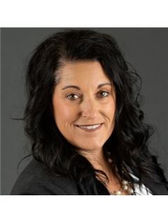Rashell Harcourt - RE/MAX Cornerstone