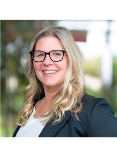 Stefanie Daley - RE/MAX Acclaimed Properties