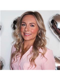 Hayley Puff - RE/MAX Advanced Realty
