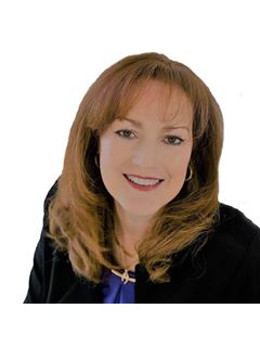 Chantel Treadway - RE/MAX Advantage