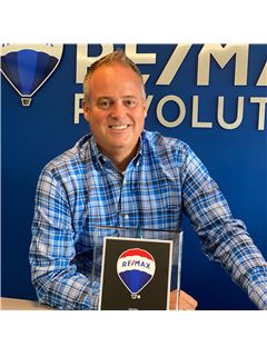Broker/Owner - Donovan Wilkins - RE/MAX Revolution