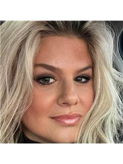 Michelle Warford - RE/MAX Plus