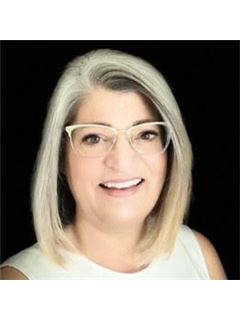 Cindy L Patchett - RE/MAX Real Estate Professionals