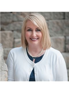 Lesa L. Jones - RE/MAX Plus