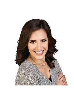 Annee Salamah - RE/MAX Executives