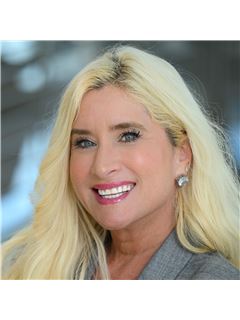 Associate - Stacy Gillen - RE/MAX First