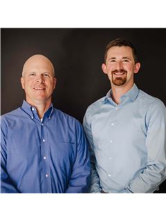 Jeff A Finke - RE/MAX Real Estate Professionals