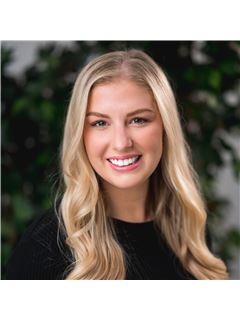 Madison Nauman - RE/MAX Advanced Realty