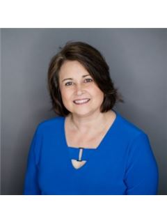 Broker/Owner - Tracee Lutes - RE/MAX Acclaimed Properties