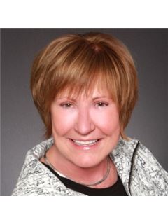 Sandy Kay Scamihorn - RE/MAX Real Estate Associates