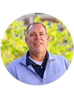 Ryan Crissinger - RE/MAX Real Estate Professionals