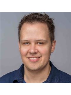 Justin Jackson - RE/MAX Advanced Realty