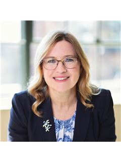 Beth Robinson - RE/MAX Acclaimed Properties