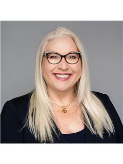 Jennifer Leche - RE/MAX Advantage