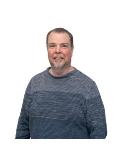 Robert Stewart - RE/MAX Advantage