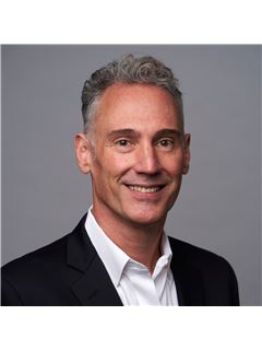 Erik Shultz - RE/MAX Advantage
