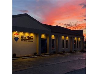 Office of RE/MAX Real Estate Associates - Terre Haute
