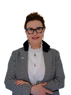 Mariam Melkadze - Capital