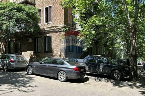 Commercial - Office Over Retail - Tbilisi - GE