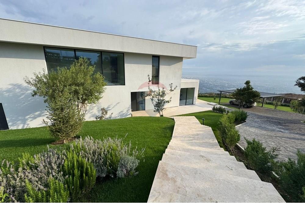 lakó - villa - თბილისი - GE - b3613a34-ad78-49fc-bfa8-e6f2623739ed.jpg - 105004011-7042