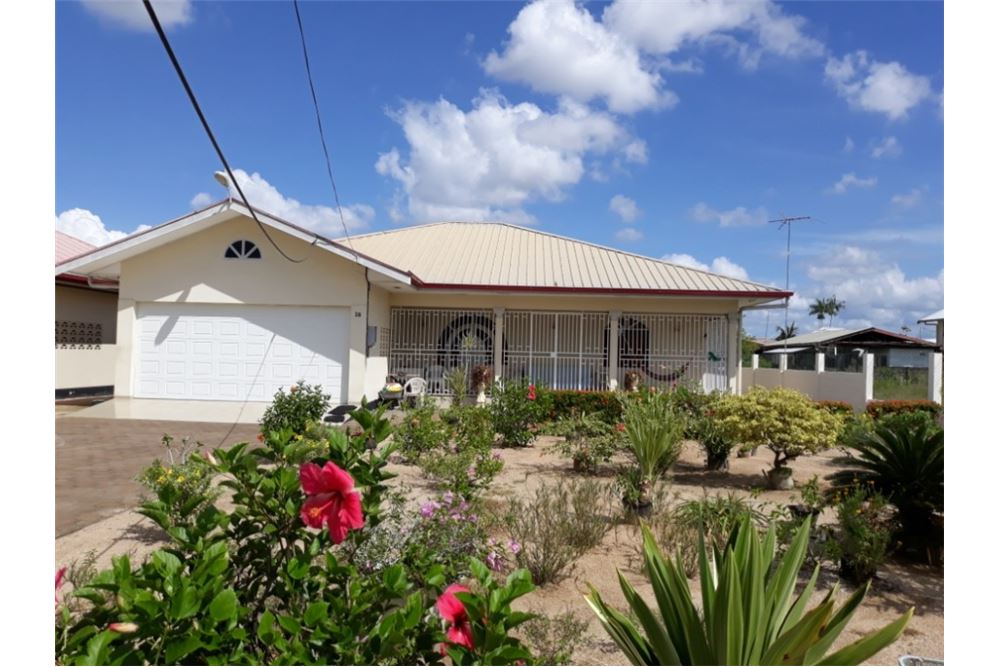 Residential House Paramaribo, Suriname Suriname 105100100814