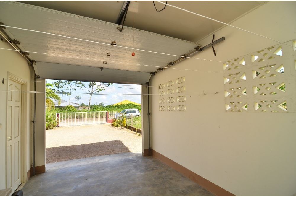 Residential House Paramaribo, Suriname Suriname 105100100233