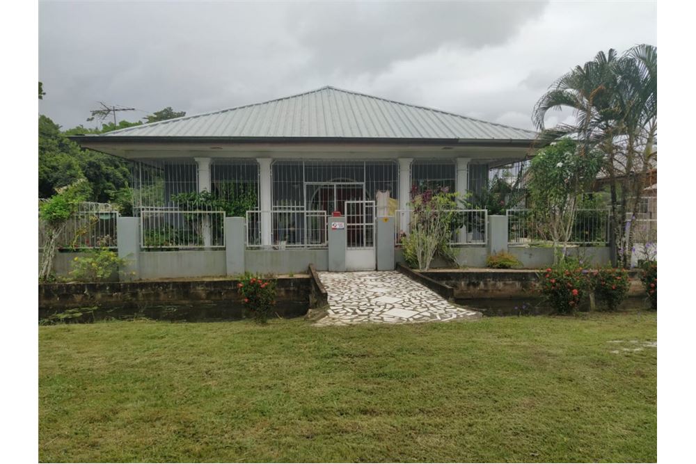 Residential House Paramaribo, Suriname Suriname 105100100626