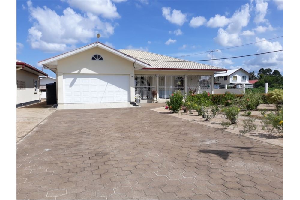 Residential House Paramaribo, Suriname Suriname 105100100814