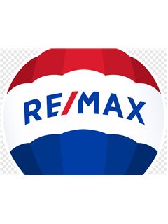 Carlos Calderón - REMAX Metropolitana