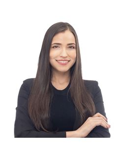 Ariana Madera - REMAX Metropolitana