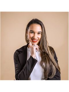 Elaine Nicol Sosa Payamps - REMAX Monumental