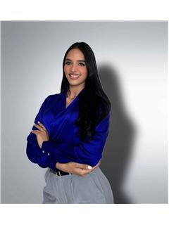 Yeili De La Cruz - REMAX Metropolitana