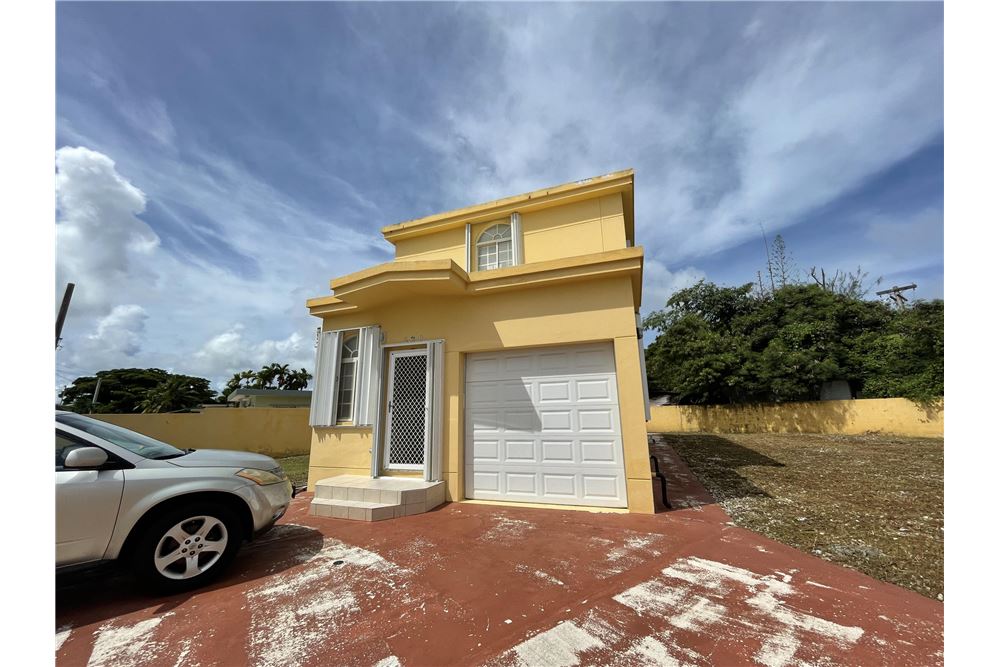 Residential Villa Mangilao, Guam, Guam 1054001001215 , RE/MAX