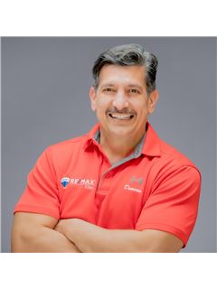 Duncan M. Lozano - RE/MAX Elite