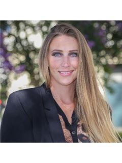 Amy Burns - RE/MAX North - San Antonio
