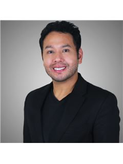 Aristotle Castro - RE/MAX Grand