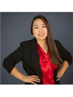 Jennifer Han - RE/MAX Elite
